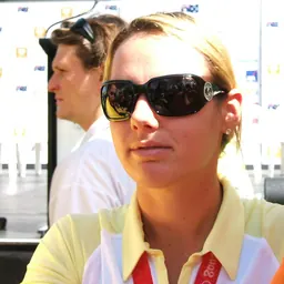 Portrait of Lyndsie Fogarty
