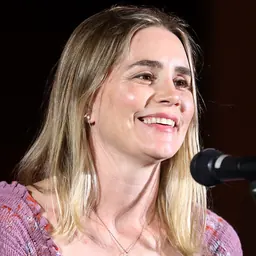 Portrait of Alison Lohman