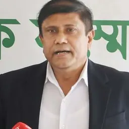 Portrait of AKM Shamsul Islam