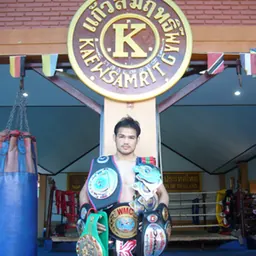 Portrait of Anuwat Kaewsamrit