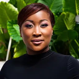 Portrait of Tamar Huggins