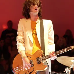 Portrait of Nick Valensi