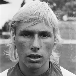 Portrait of Robert Kok