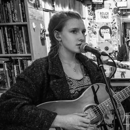 Portrait of Billie Marten