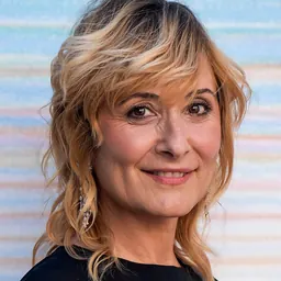 Portrait of Nathalie Poza