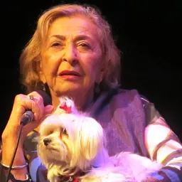 Portrait of Lia Koenig