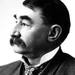 Portrait of Ben Daniels