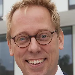 Portrait of Peter Settman