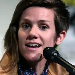 Portrait of Cameron Esposito