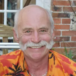 Portrait of Nigel Henbest