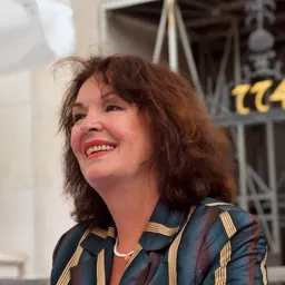 Portrait of Elisabeth Trissenaar