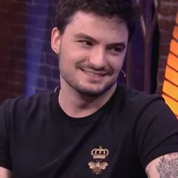 Portrait of Felipe Neto
