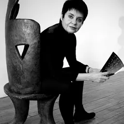 Portrait of Ariane Lopez-Huici