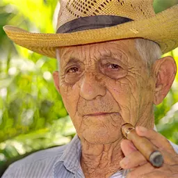 Portrait of Alejandro Robaina