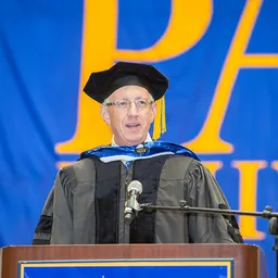 Portrait of Barry Klarberg