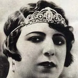Portrait of Qamar-ol-Moluk Vaziri
