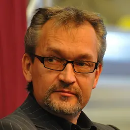 Portrait of Asko Sahlberg