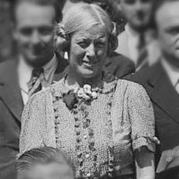 Portrait of Muriel Lester