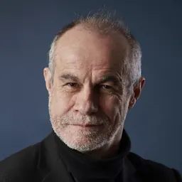 Portrait of Carlos Moreno