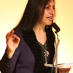 Portrait of Imtiaz Dharker