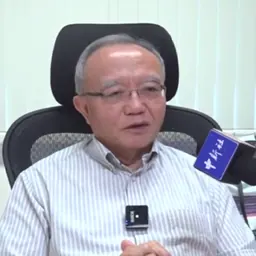 Portrait of Lau Siu Kai