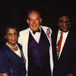Portrait of Robin Leach