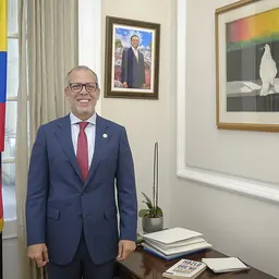 Portrait of Alfredo Saade