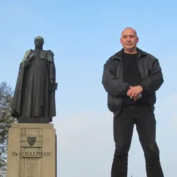 Portrait of Bart FM Droog