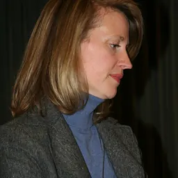 Portrait of Sarah Anderson