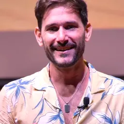 Portrait of Javier Santaolalla