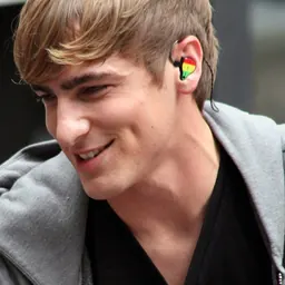 Portrait of Kendall Schmidt