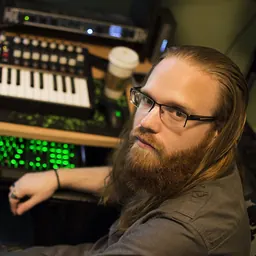Portrait of Andrew Hulshult
