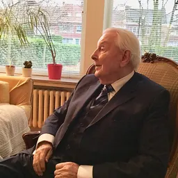 Portrait of Bob Stouthuysen