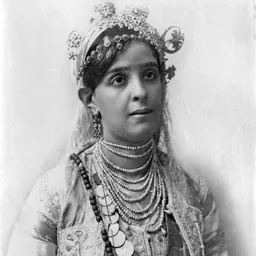 Portrait of Rachel Eny
