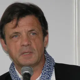 Portrait of Peter Sís