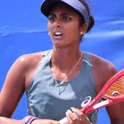 Portrait of Malaika Rapolu