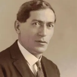 Portrait of Daniel Charney