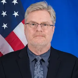 Portrait of Simon Henshaw