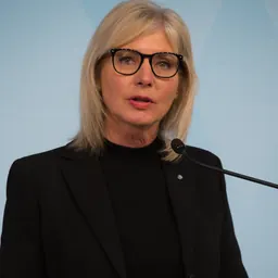 Portrait of Ulrike Scharf