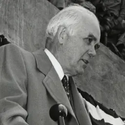 Portrait of Oscar F. Holcombe