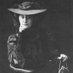 Portrait of Ragnhild Jølsen