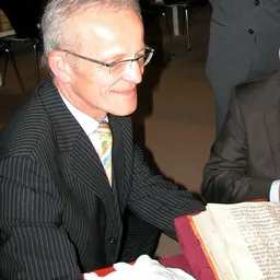 Portrait of Helwig Schmidt-Glintzer