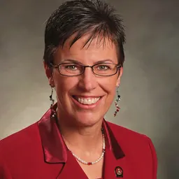 Portrait of Laura J Woods