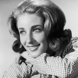 Portrait of Lesley Gore