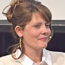 Portrait of Stéphanie Blake