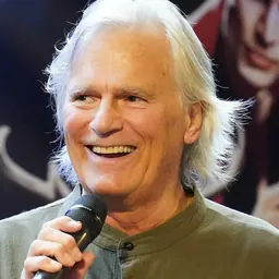 Portrait of Richard Dean Anderson