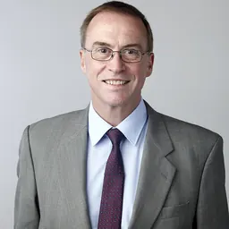 Portrait of Simon Lilly