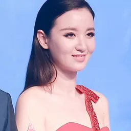 Portrait of Alina Zhang