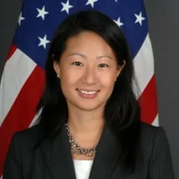 Portrait of Jennifer Park Stout