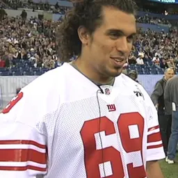 Portrait of Justin Trattou